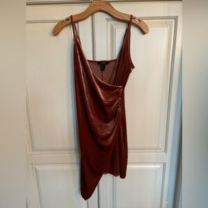 Forever 21 Velour pink (rose gold) cocktail dress. Medium. Spaghetti straps.